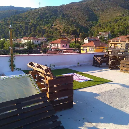 Coffee Time Apartment Cisano sul Neva